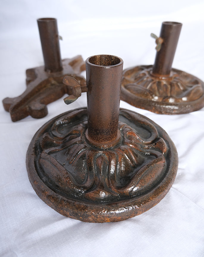 Clothing rack patina rust