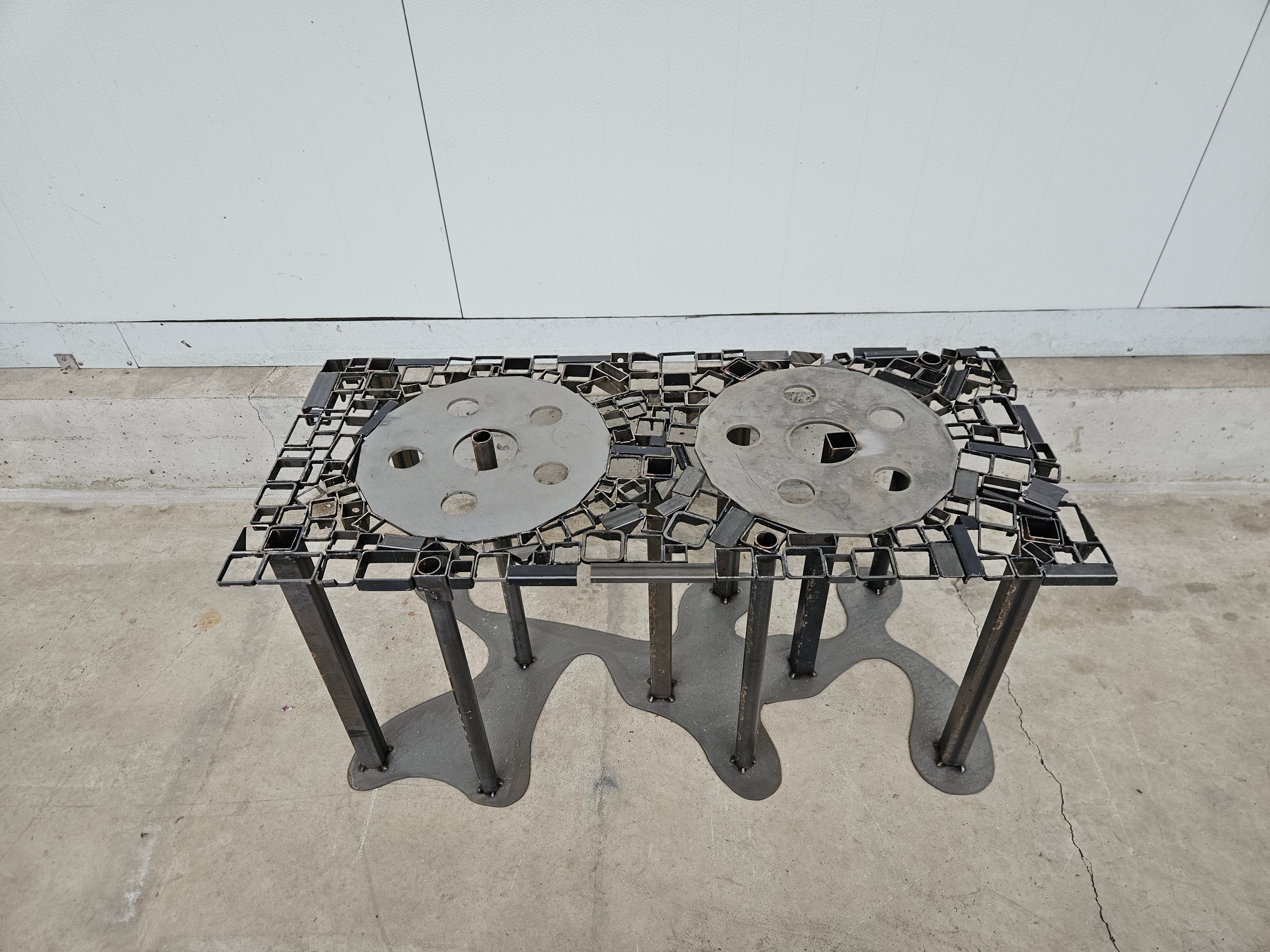 Sidetable #19