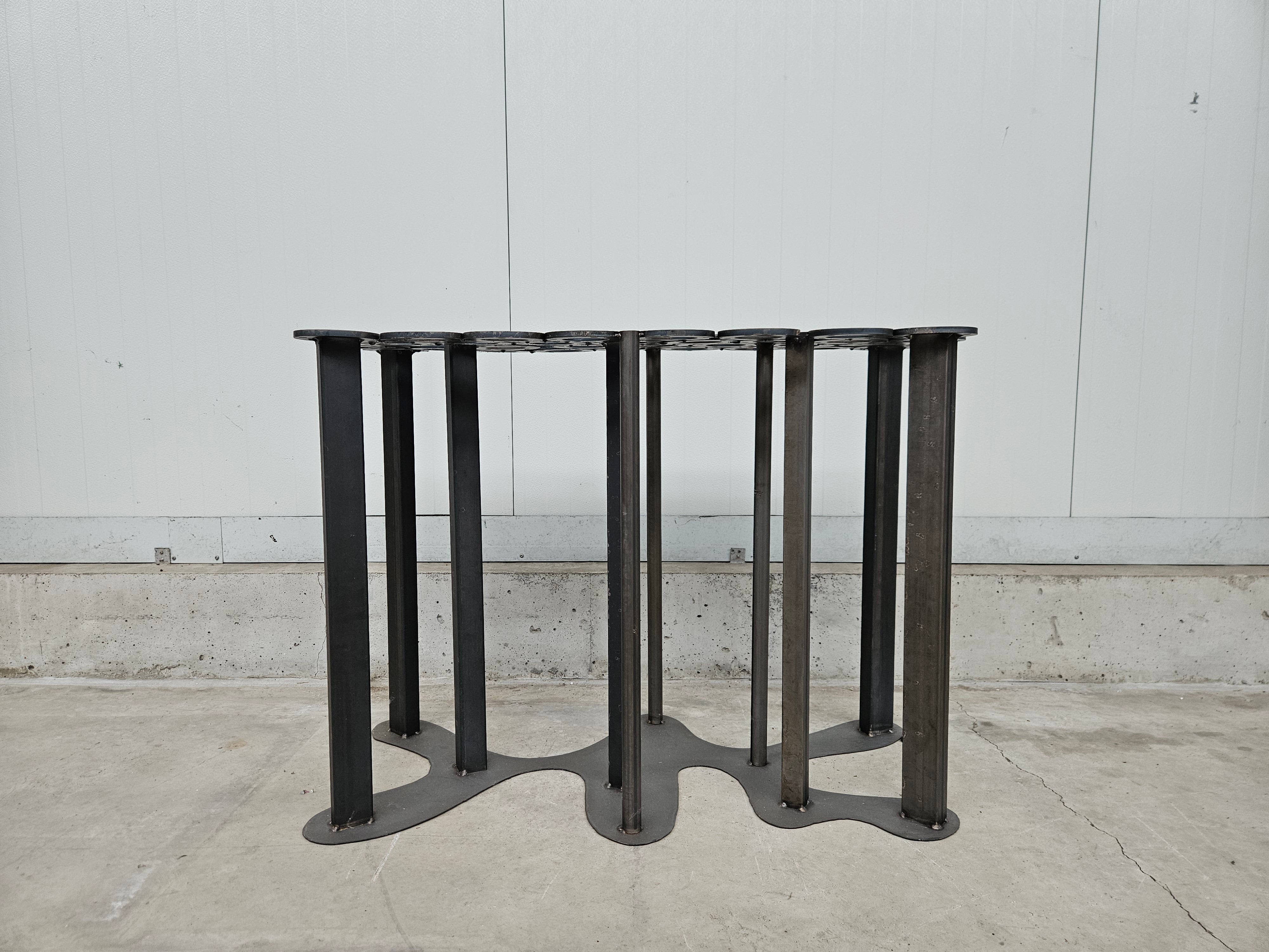 Sidetable #23