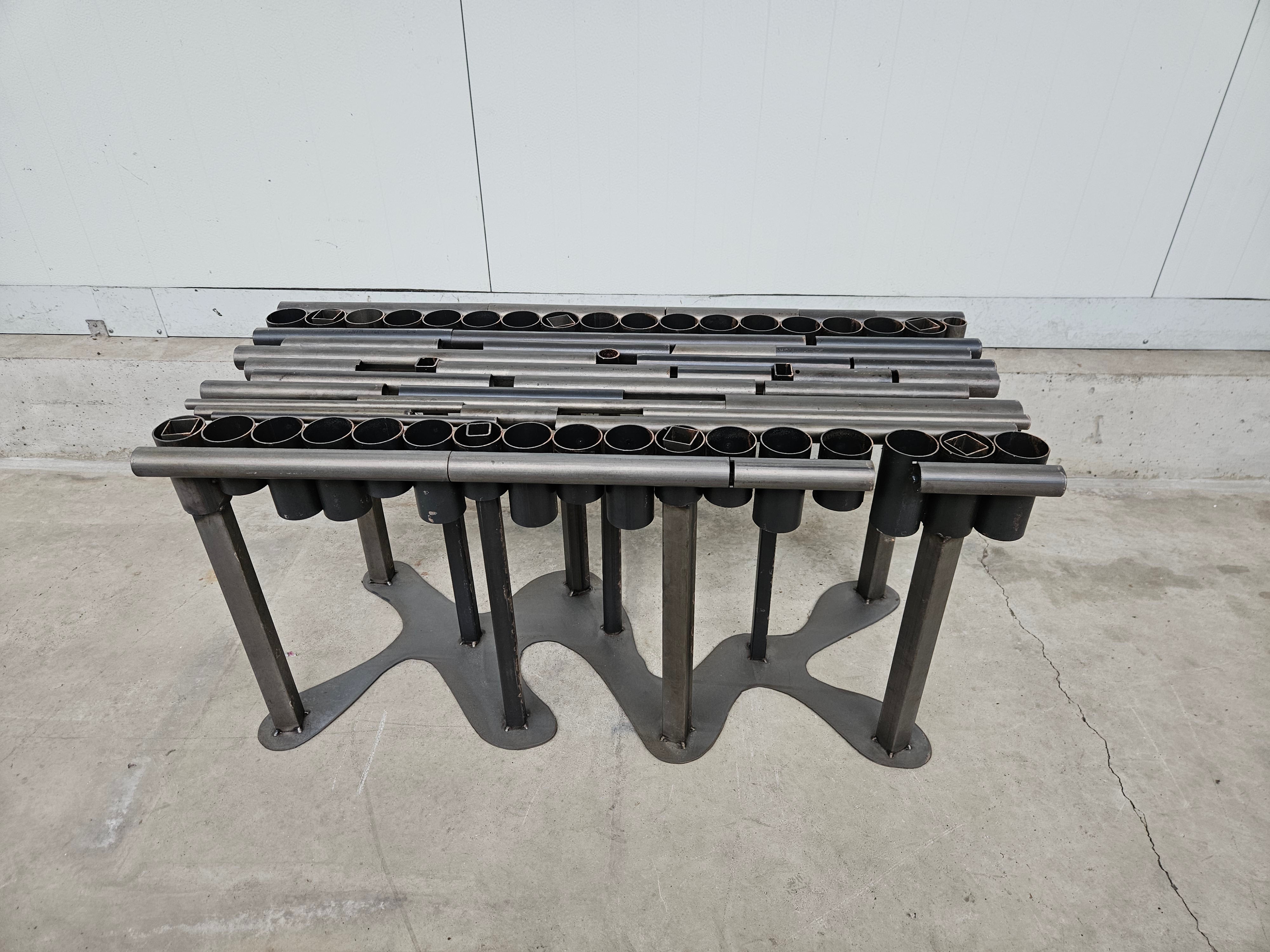 Sidetable #24