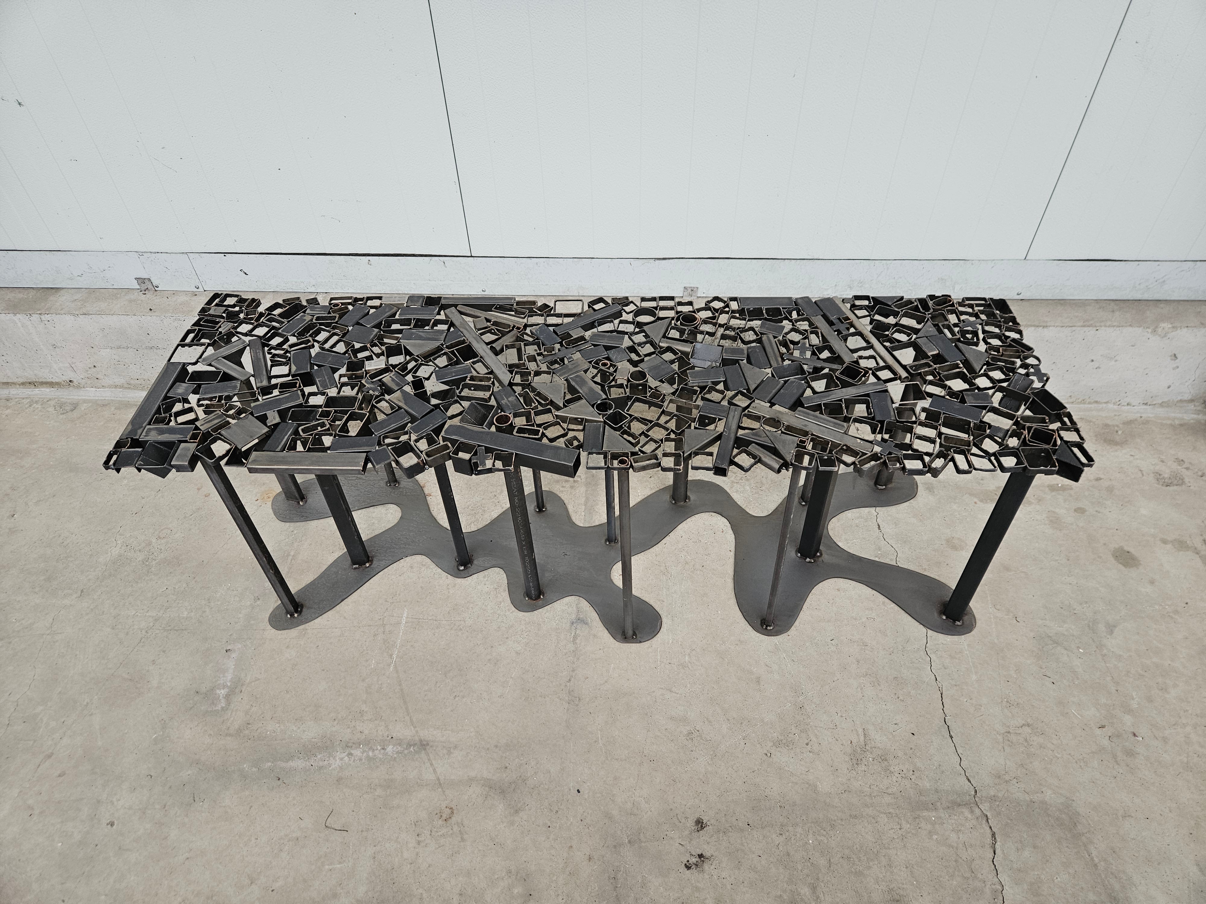 Sidetable #14