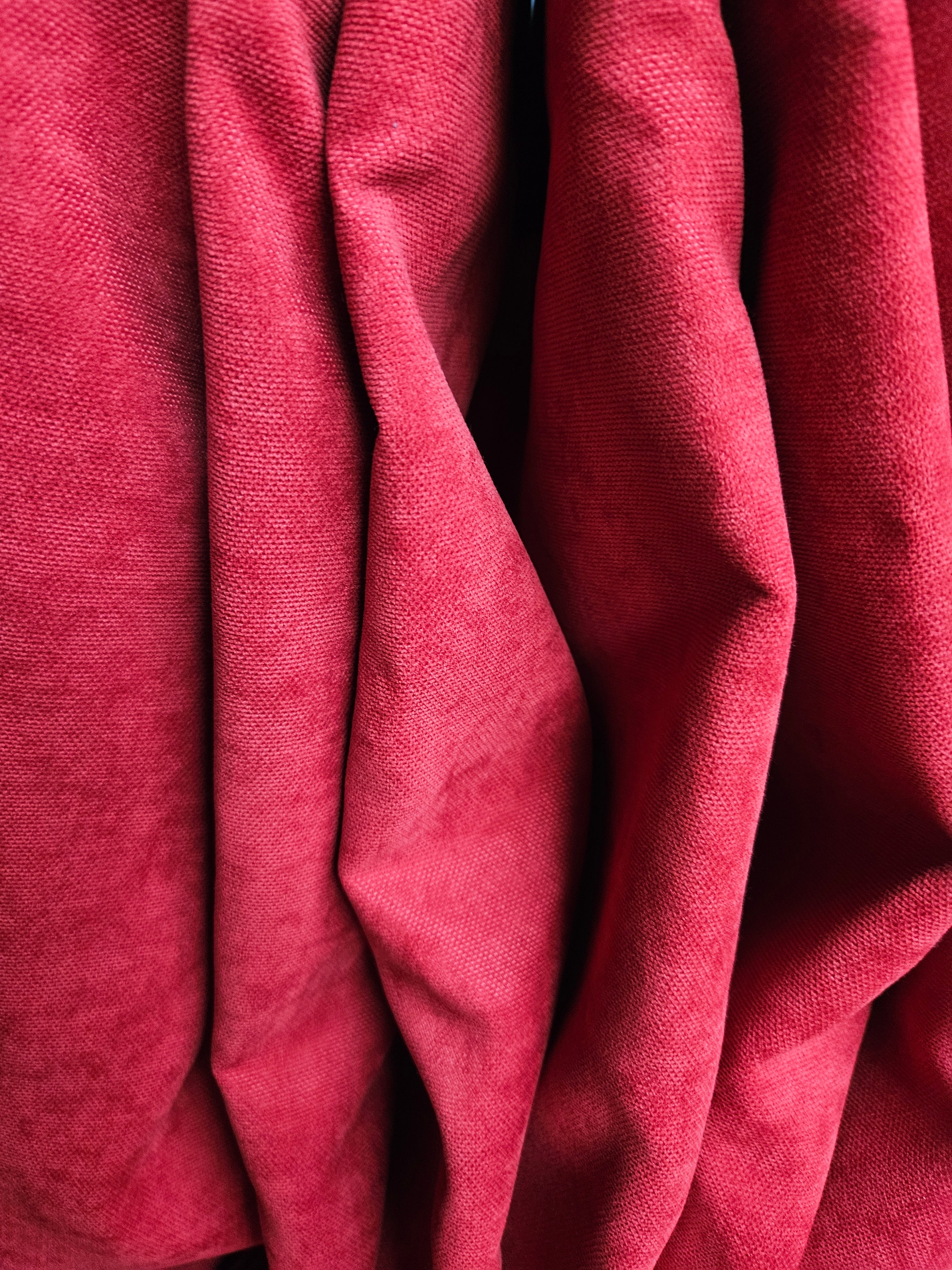 Fittingroom curtain red fabric