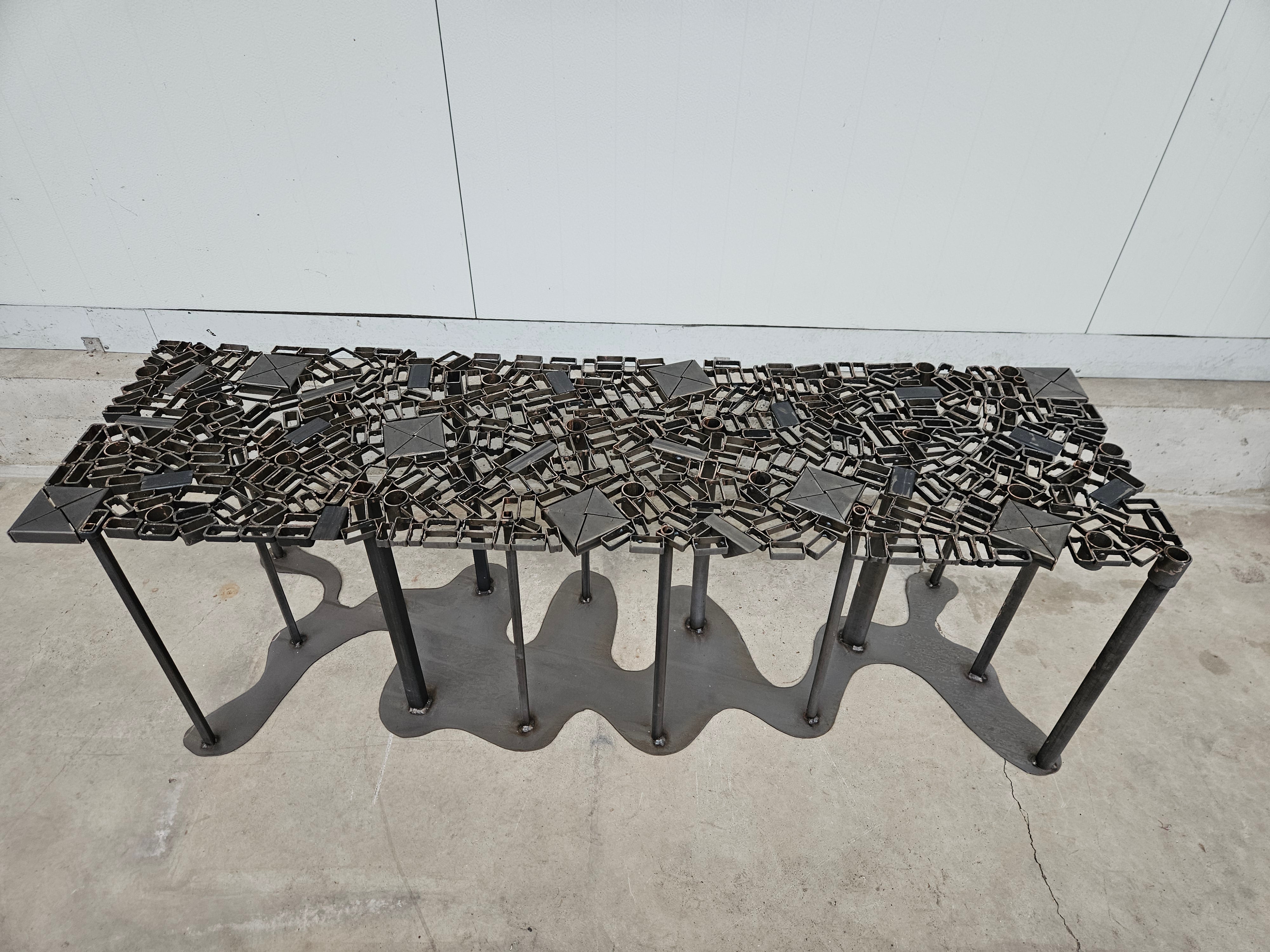 Sidetable #17