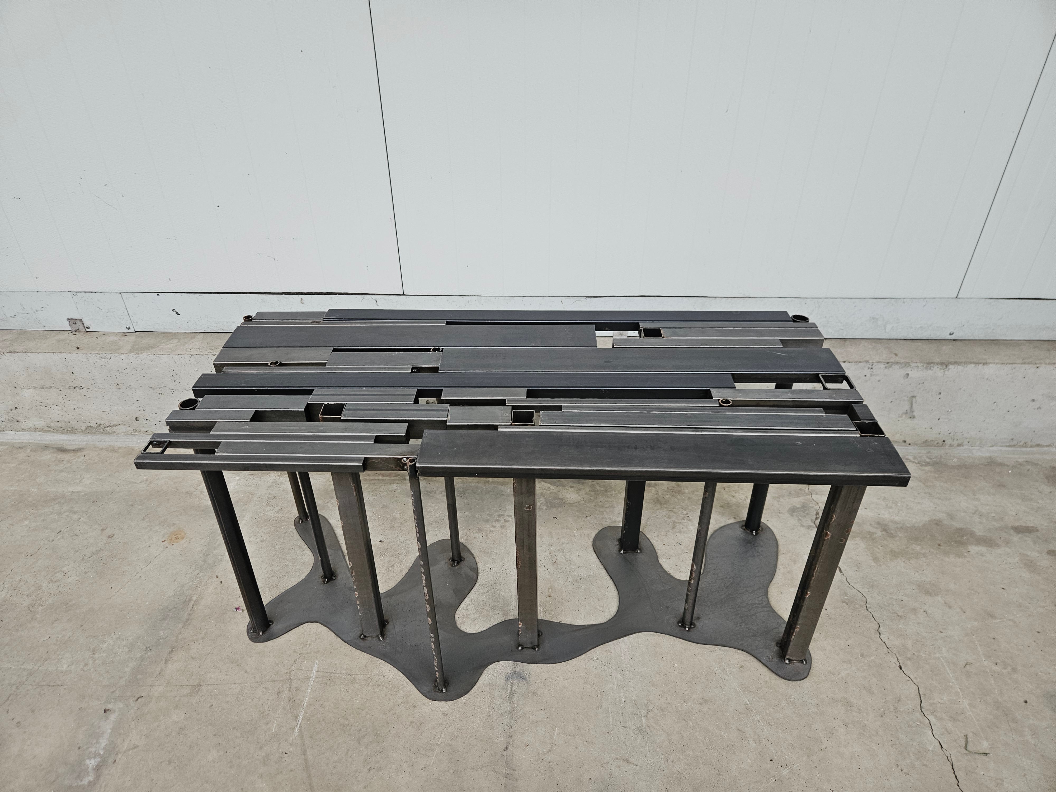 Sidetable #25