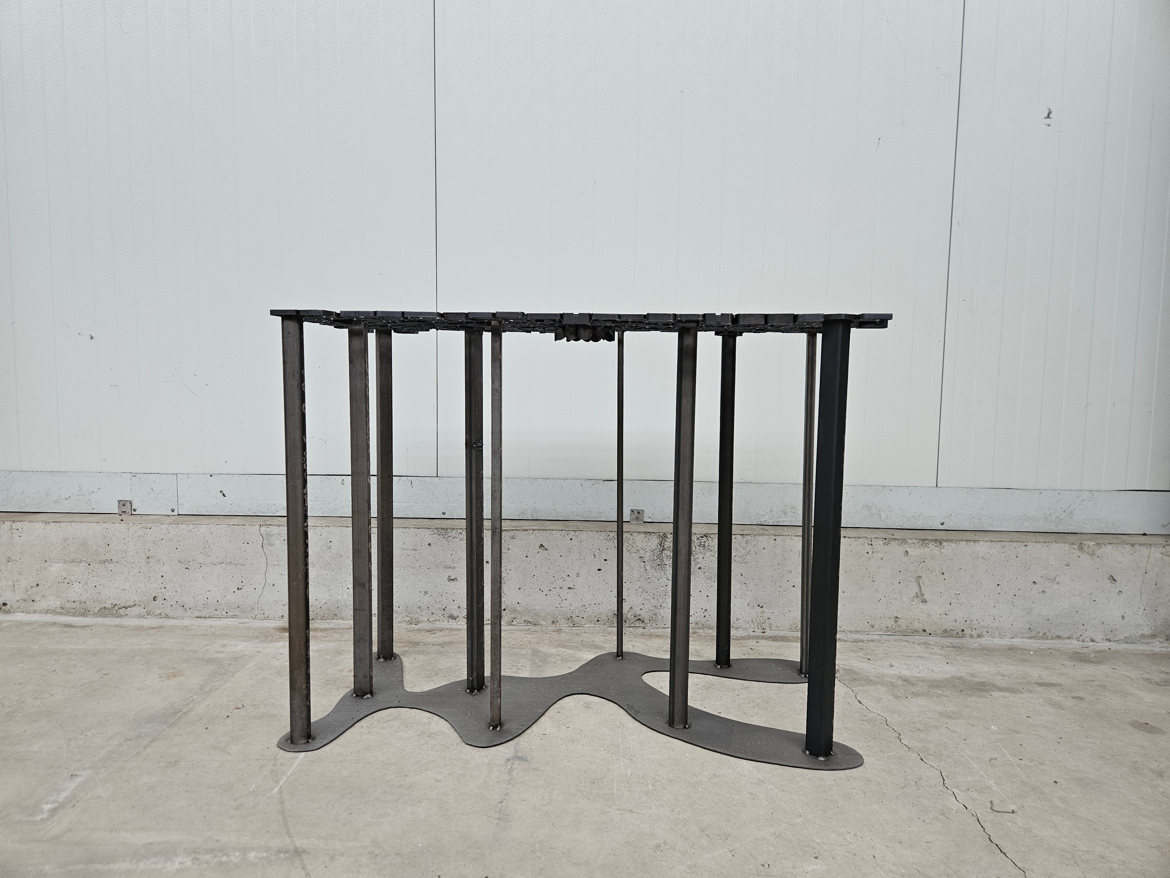 Sidetable #32
