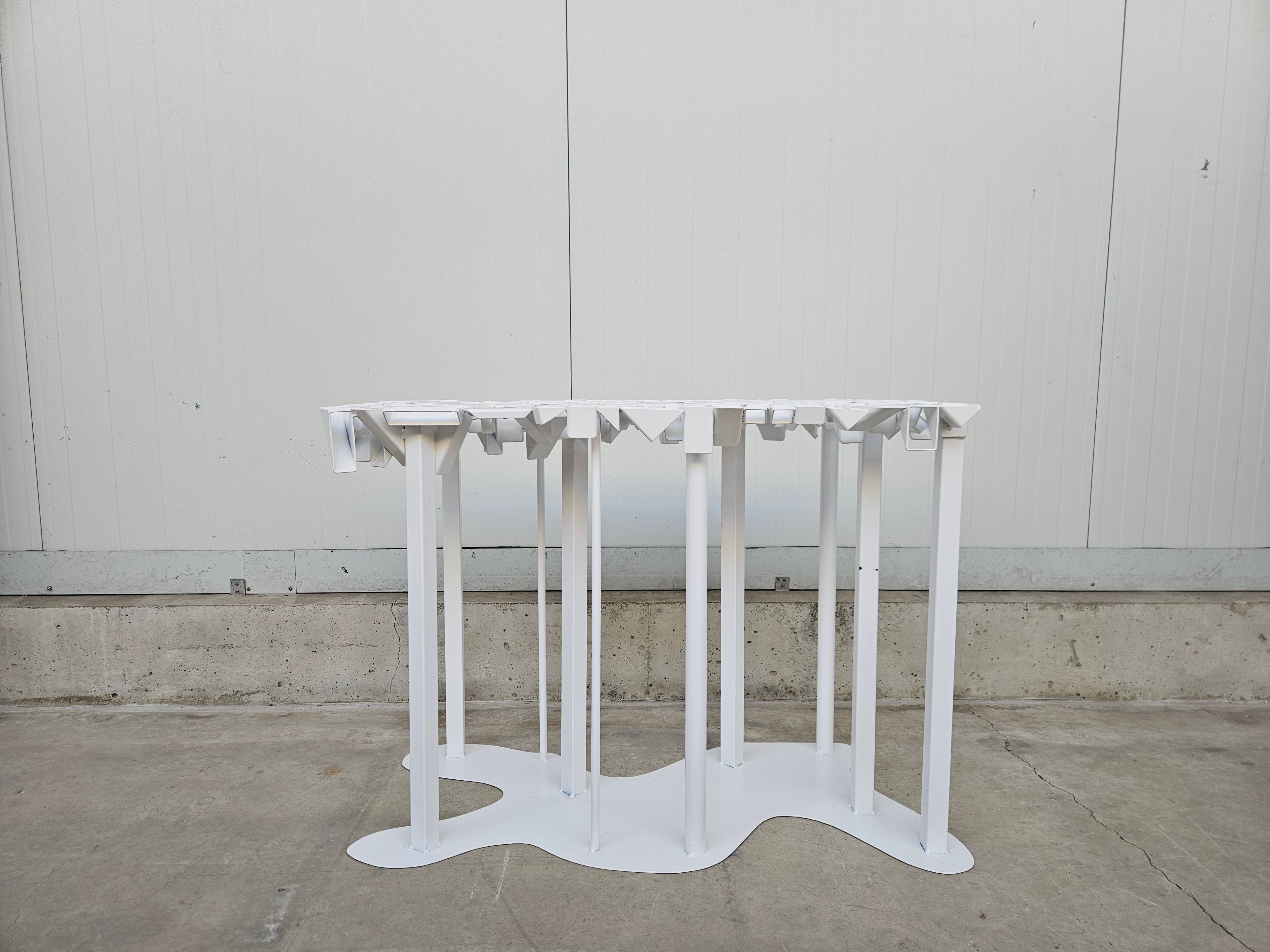 Sidetable #37